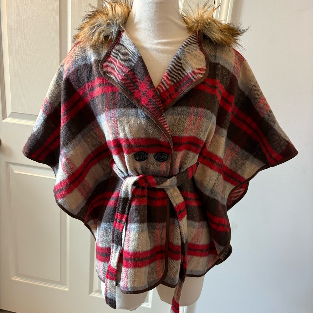 Red and Brown Plaid Cape Capelet Coat with Faux Fur Trim Sz S
